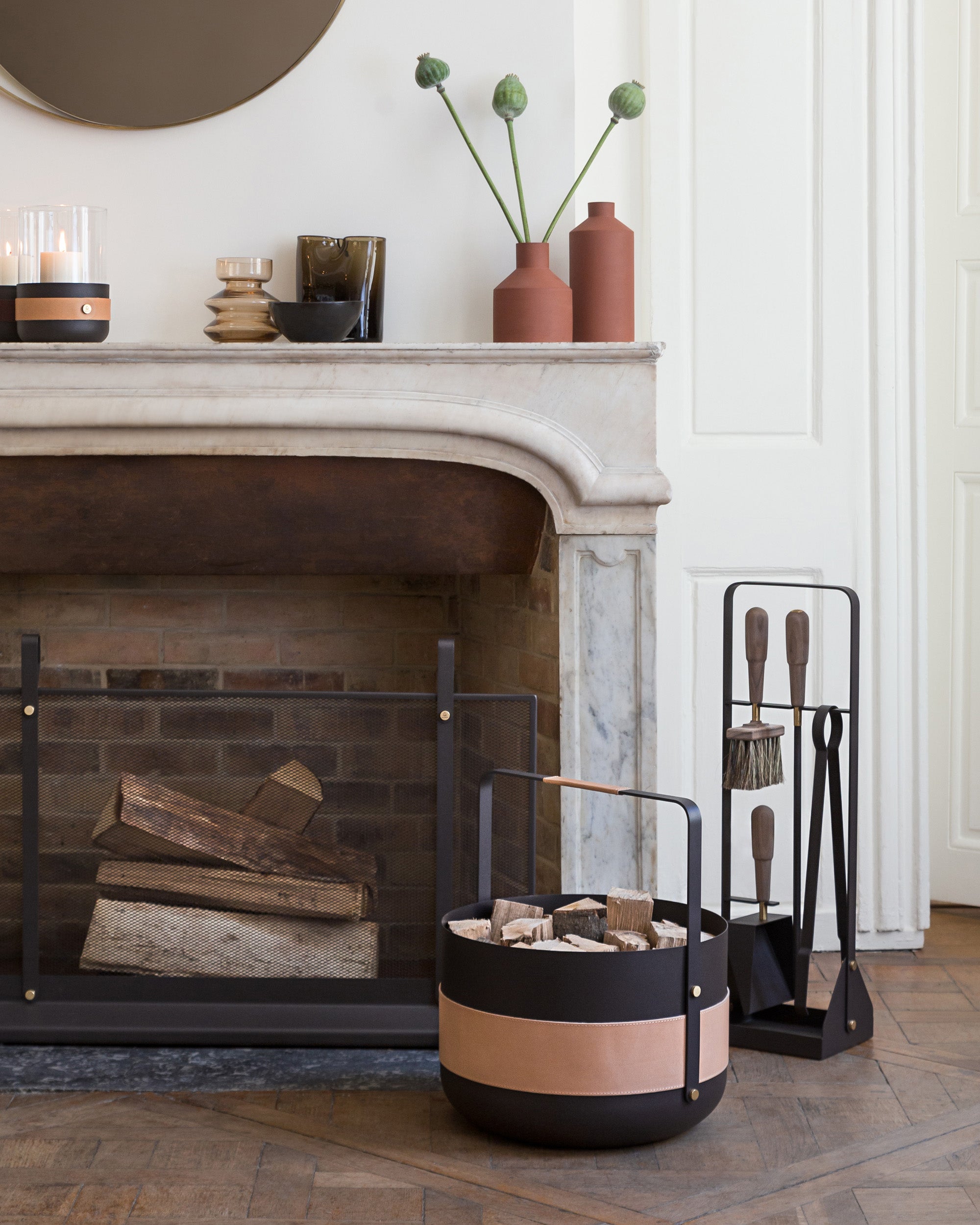 Eldvarm Emma Basket - Naturel in a styled interior setting