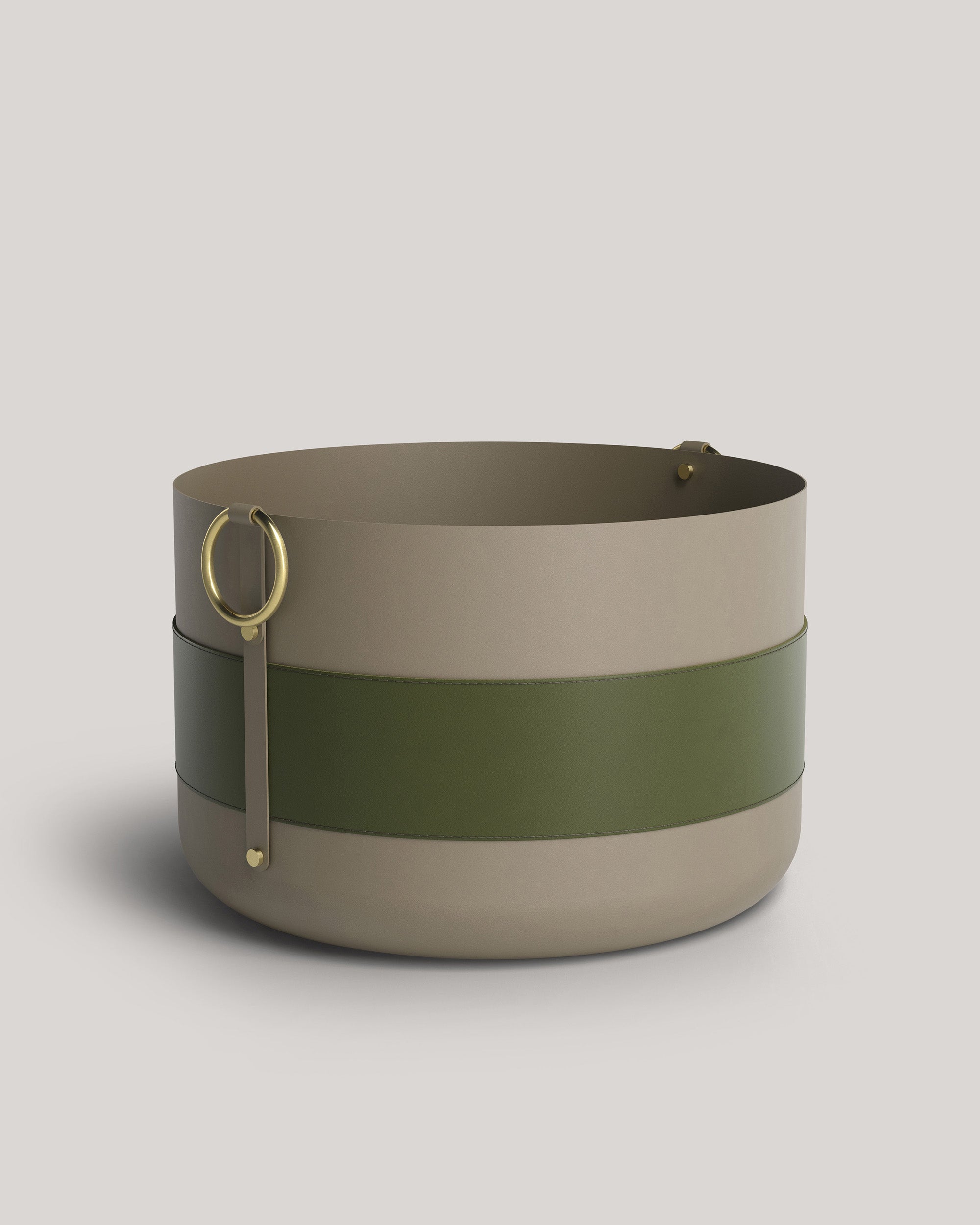Eldvarm Emma Basket XL - Olive, large firewood basket in powder-coated steel with leather handles and brass details