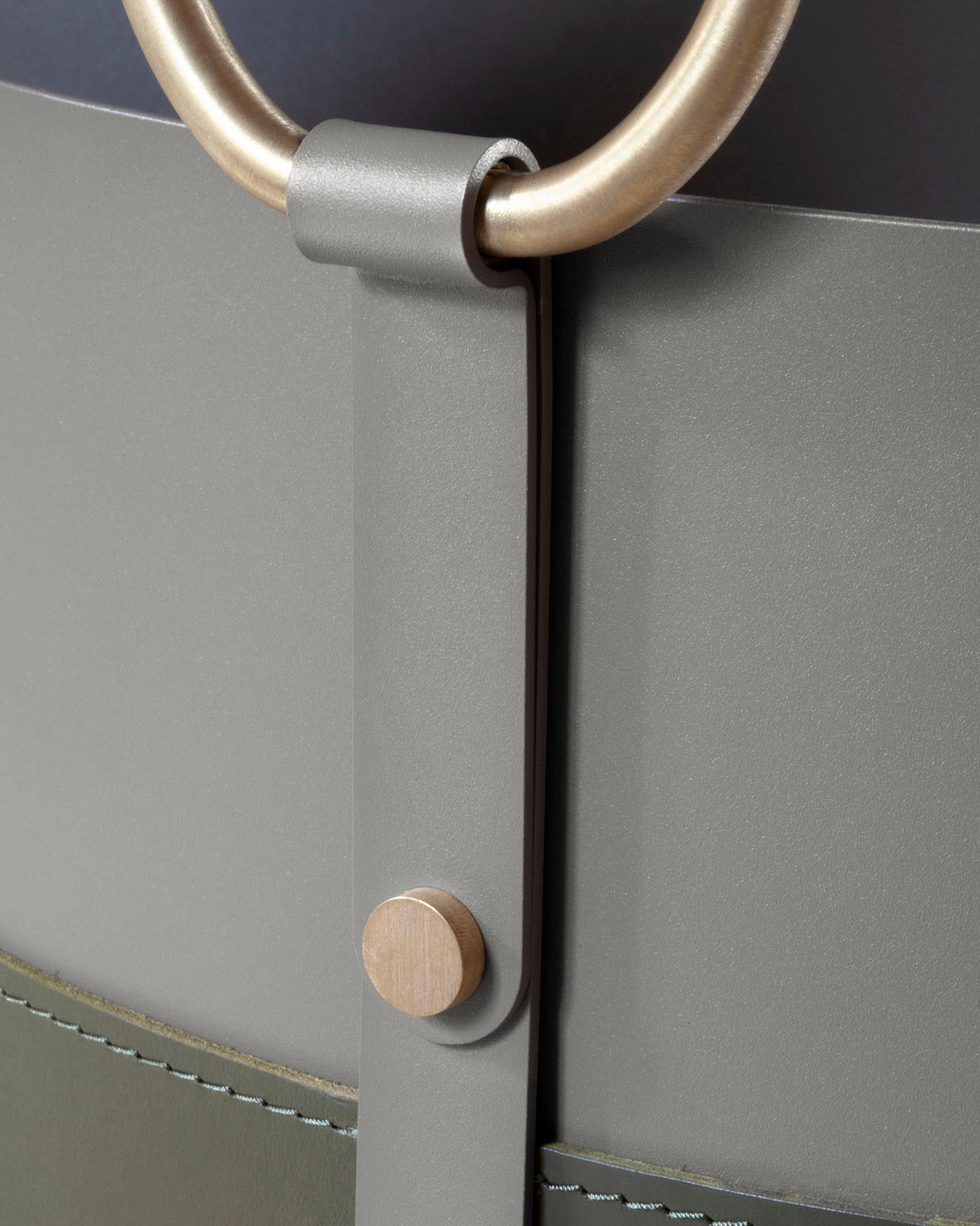 Eldvarm Emma Basket XL - Olive in a styled interior setting