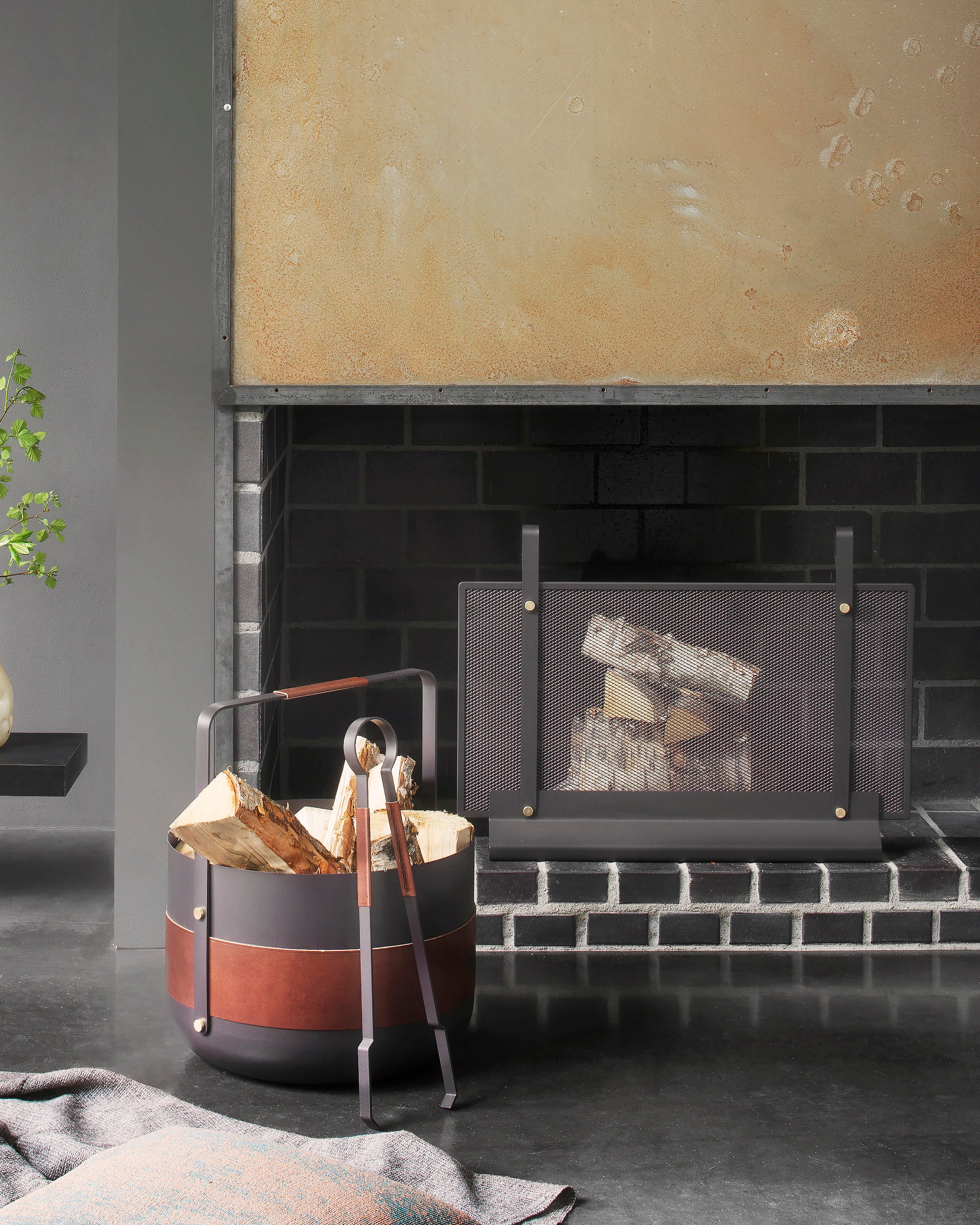 Eldvarm Emma Fireplace Screen Large - Classique in a styled interior setting