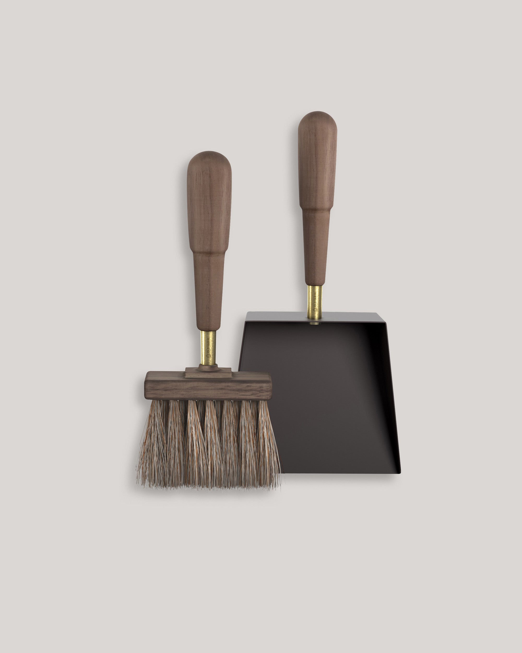 Eldvarm Emma Shovel & Brush - Classique, fireplace shovel and brush set in steel with wood handles