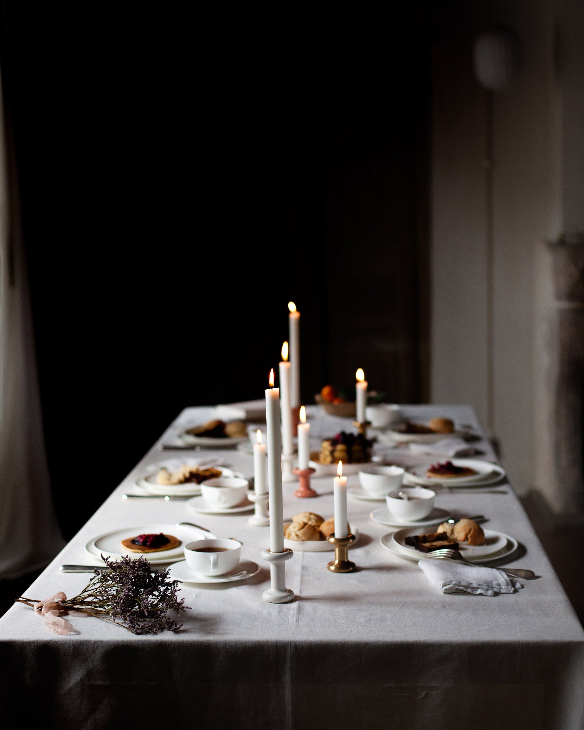 Eldvarm Lucie Candle Holder Short - Brushed Brass