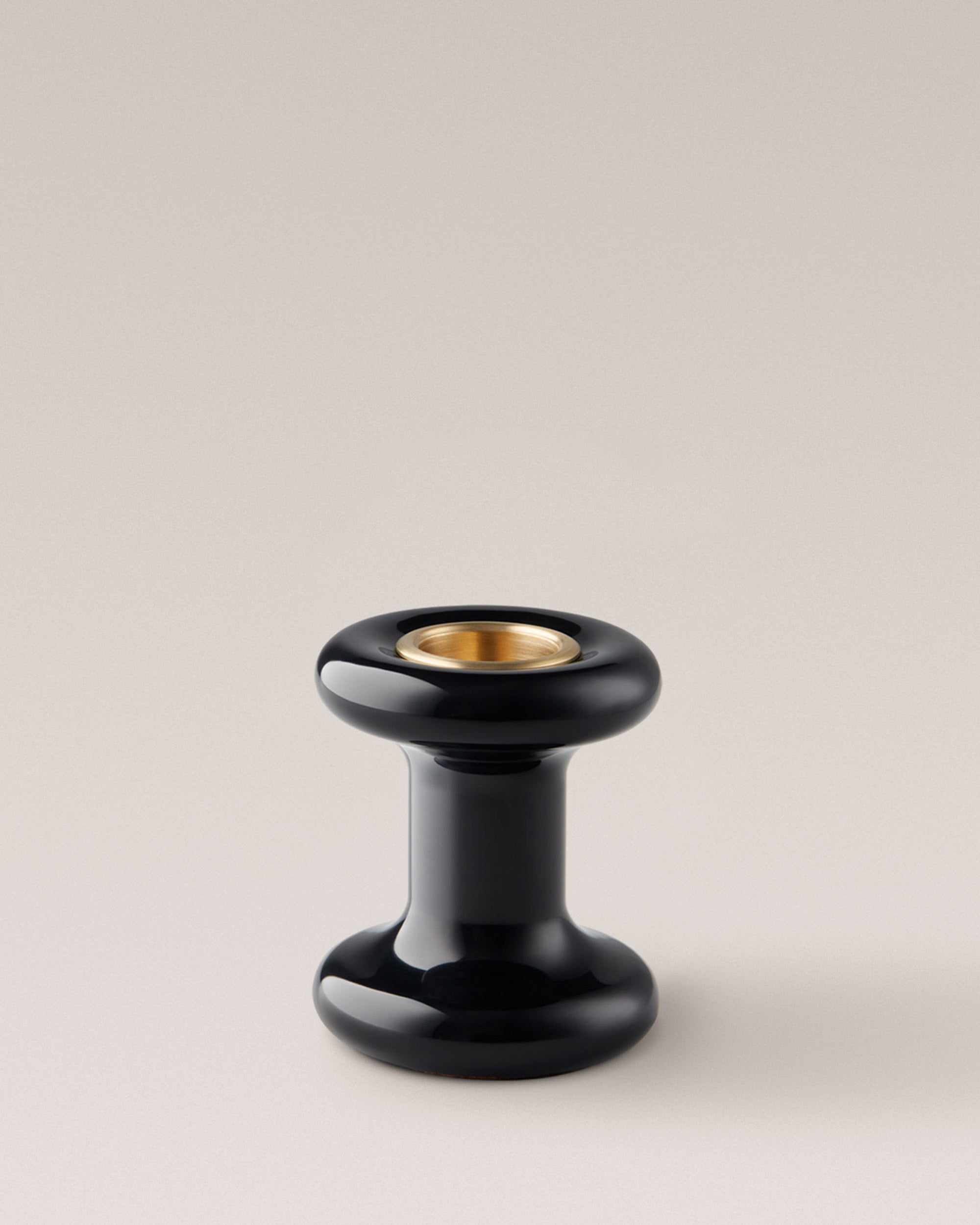 Eldvarm Lucie Candle Holder Short - Noir, short hourglass candle holder in solid metal