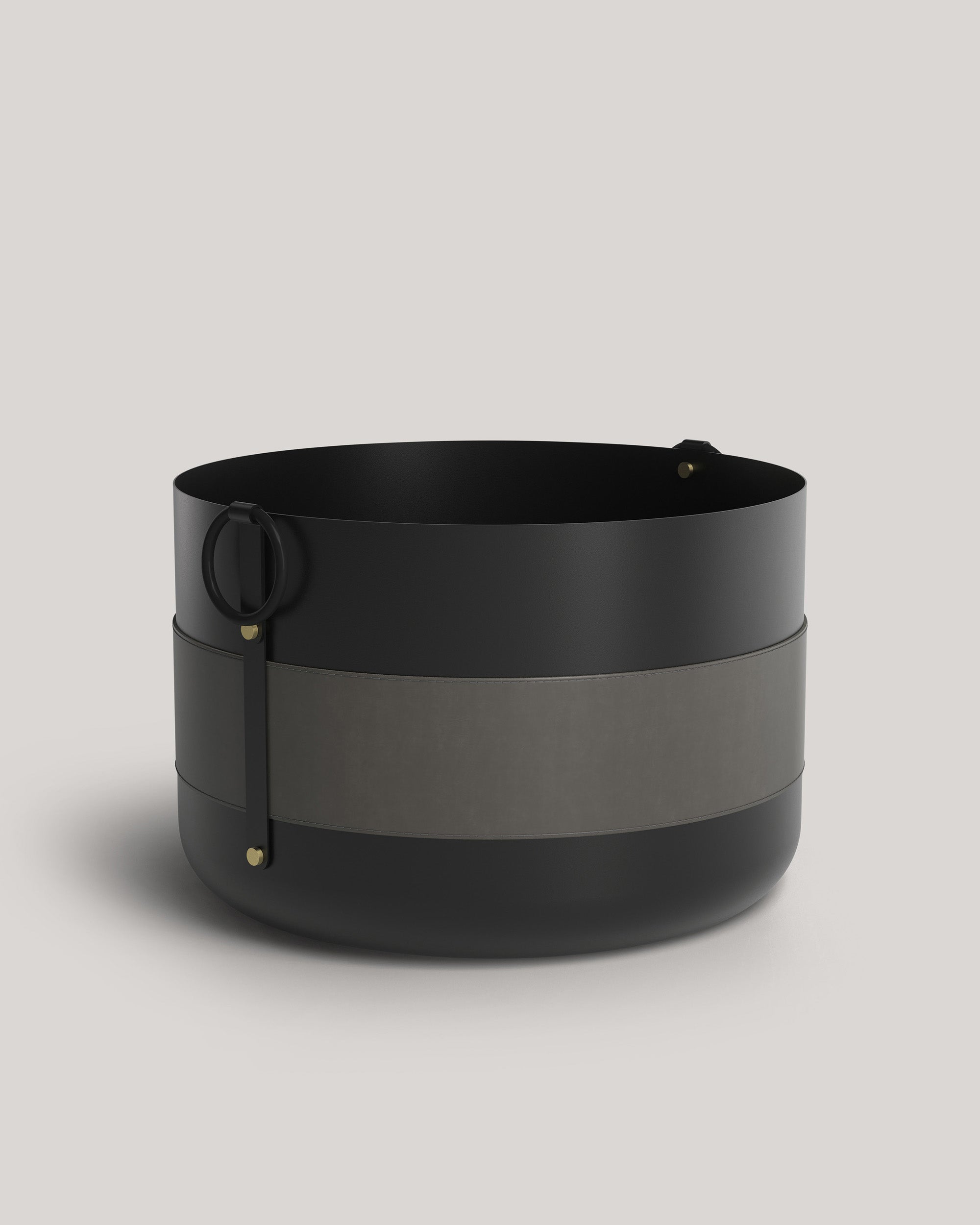 Eldvarm Emma Basket XL - Graphite, large firewood basket in powder-coated steel with leather handles and brass details