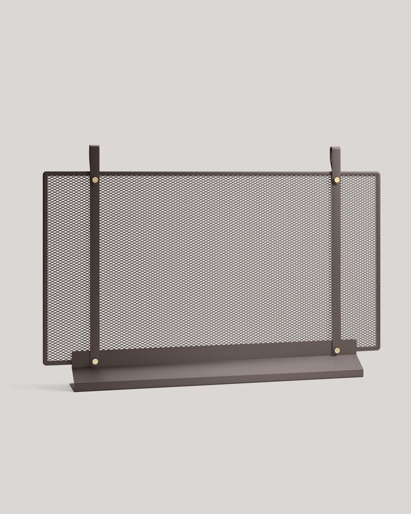 Eldvarm Emma Fireplace Screen Large - Classique, large freestanding fireplace screen in steel