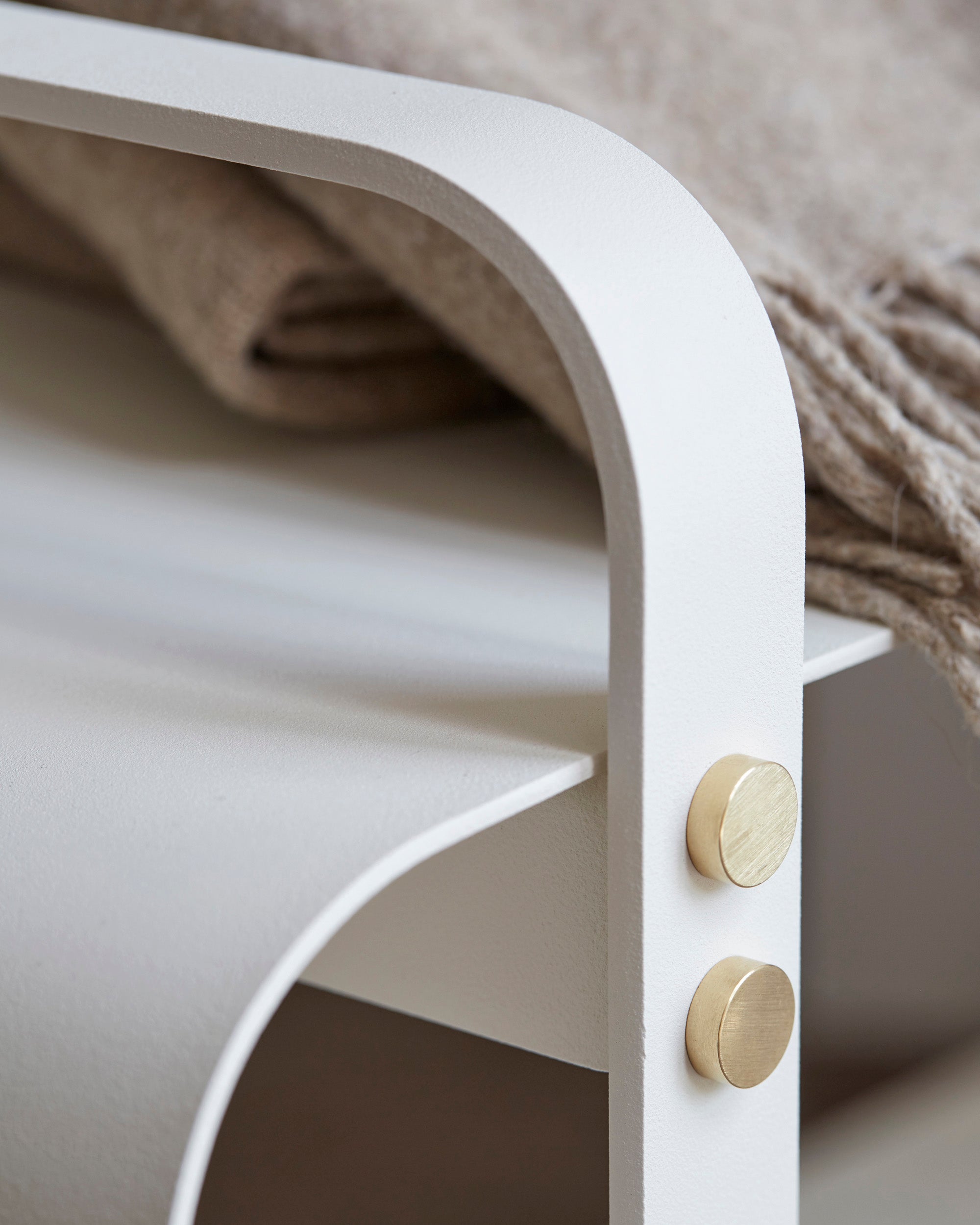 Eldvarm Ninne Bench Outdoor - Blanc in a styled interior setting