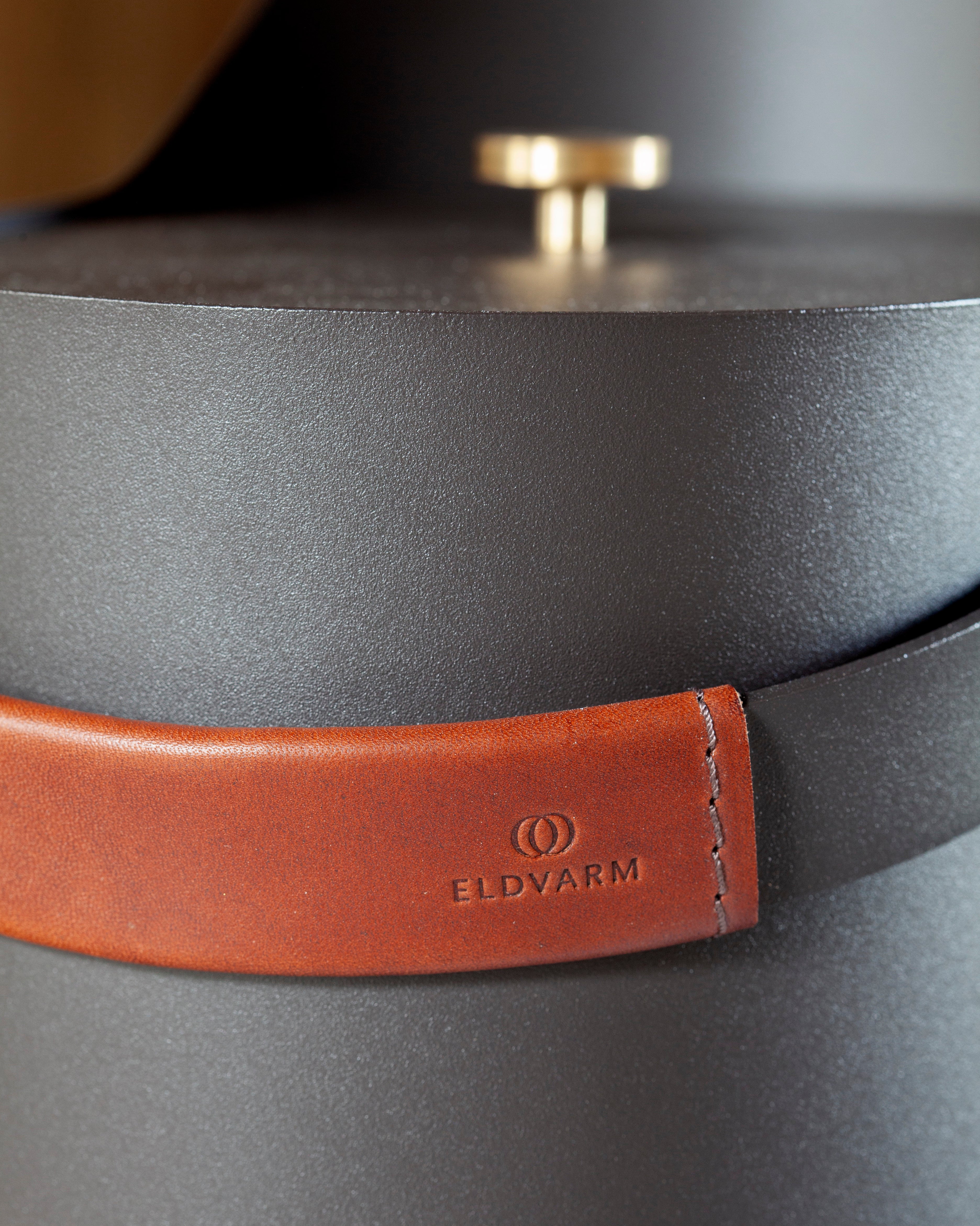 Eldvarm Tilda Kindling & Ash Bucket - Havane, detail view